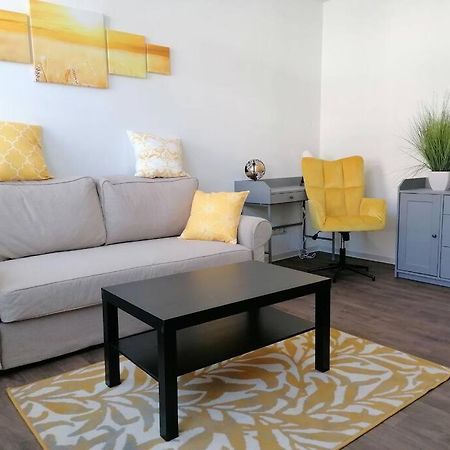 Cozy City Apartment Зенфтенберг Екстер'єр фото
