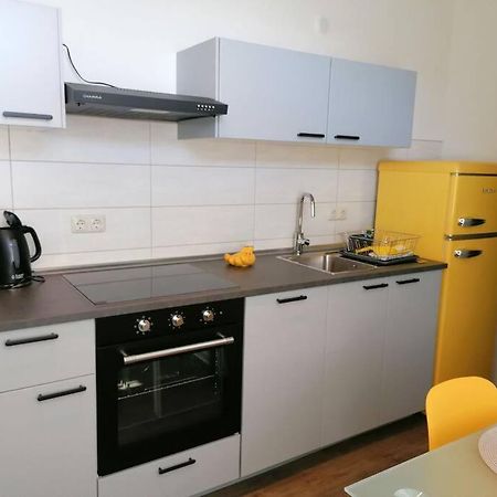 Cozy City Apartment Зенфтенберг Екстер'єр фото